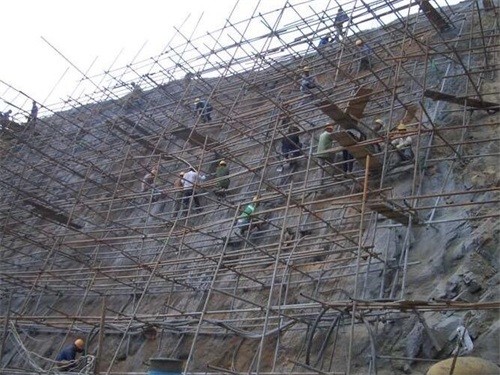 西峰公路桩基检测